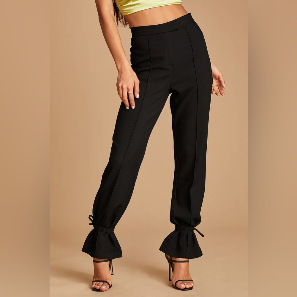 Lulus Alma Black Ankle-Tie Trouser Formal Dress Pants
4TH & RECKLESS